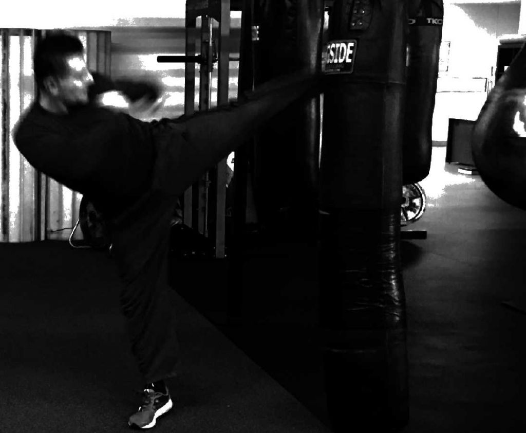 Round house Kick on Heavy bag